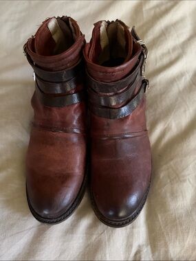 Freebird by Steven Women's Leather Ankle Booties